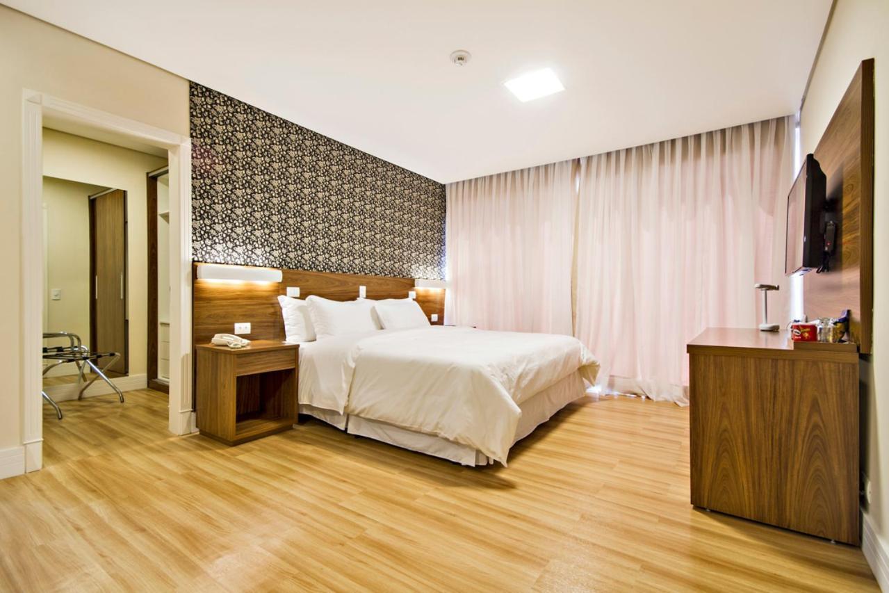 Hotel Chateau Campos do Jordão Exteriör bild