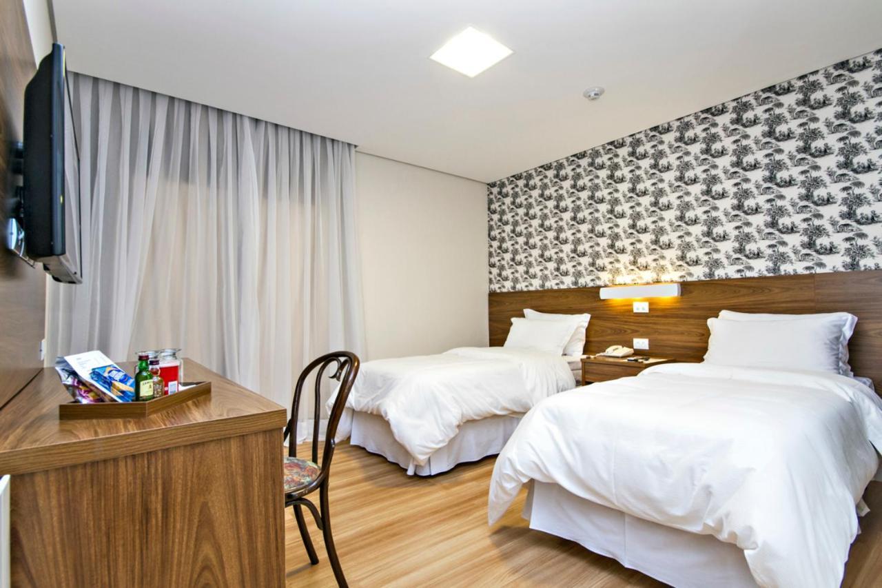 Hotel Chateau Campos do Jordão Exteriör bild